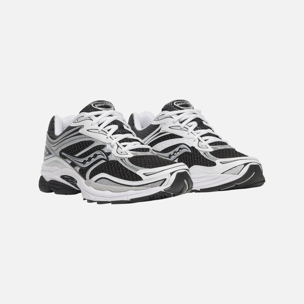 Saucony ProGrid Omni 9 Black White